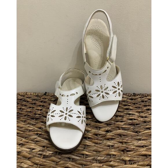 SAS Sunburst Heel Strap Sandals White Leather Eyelet Floral Comfort Women’s 9N - Picture 3 of 9